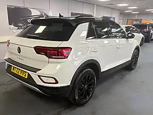 Used 2022 Volkswagen T-Roc Style Pure White - Interior and Exterior details 5