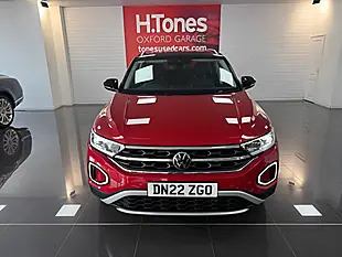 Used 2022 Volkswagen T-Roc Style Red - Interior and Exterior details 12
