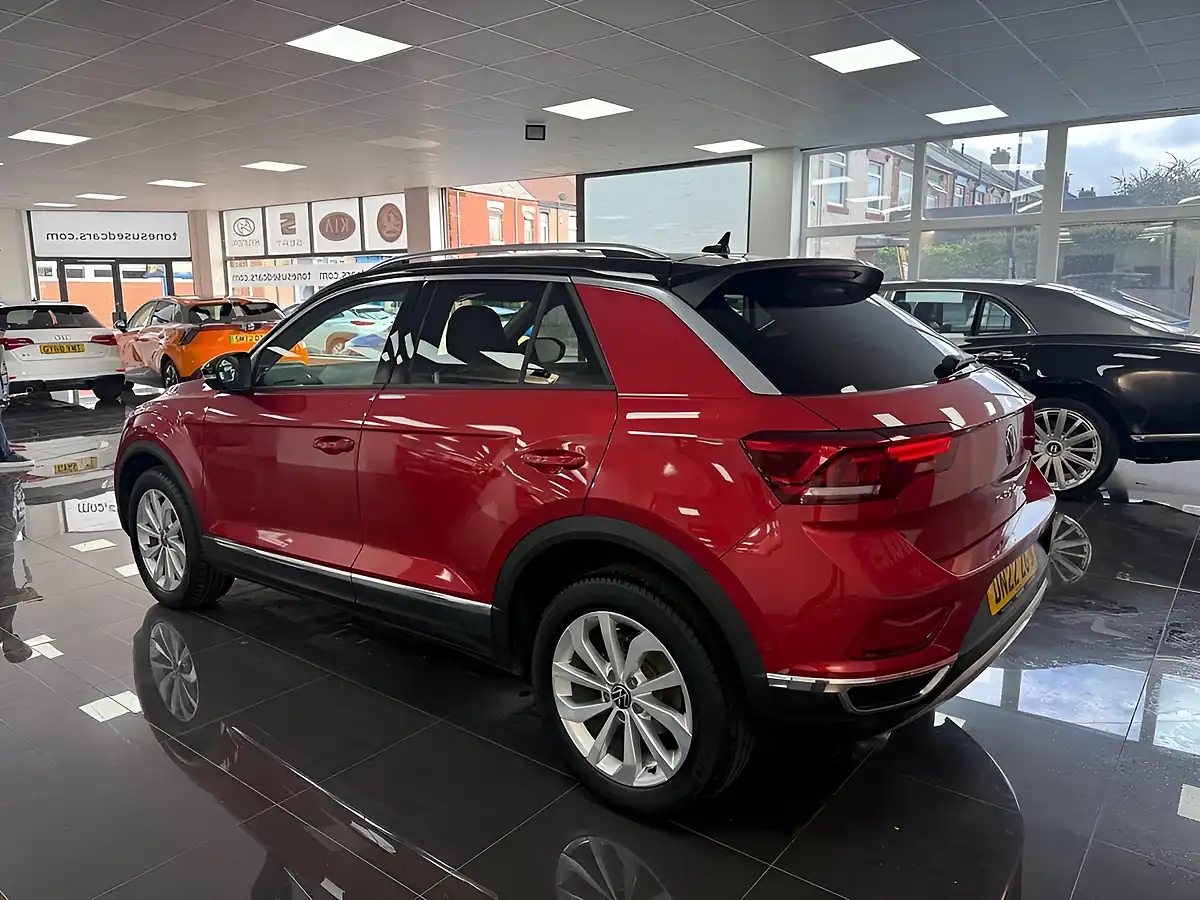 Used 2022 Volkswagen T-Roc Style Red - Interior and Exterior details 9