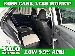 Used 2022 Volkswagen T-Roc Style White - Interior and Exterior details 13