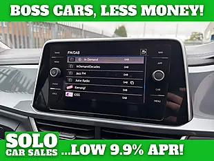 Used 2022 Volkswagen T-Roc Style White - Interior and Exterior details 16