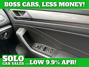 Used 2022 Volkswagen T-Roc Style White - Interior and Exterior details 19