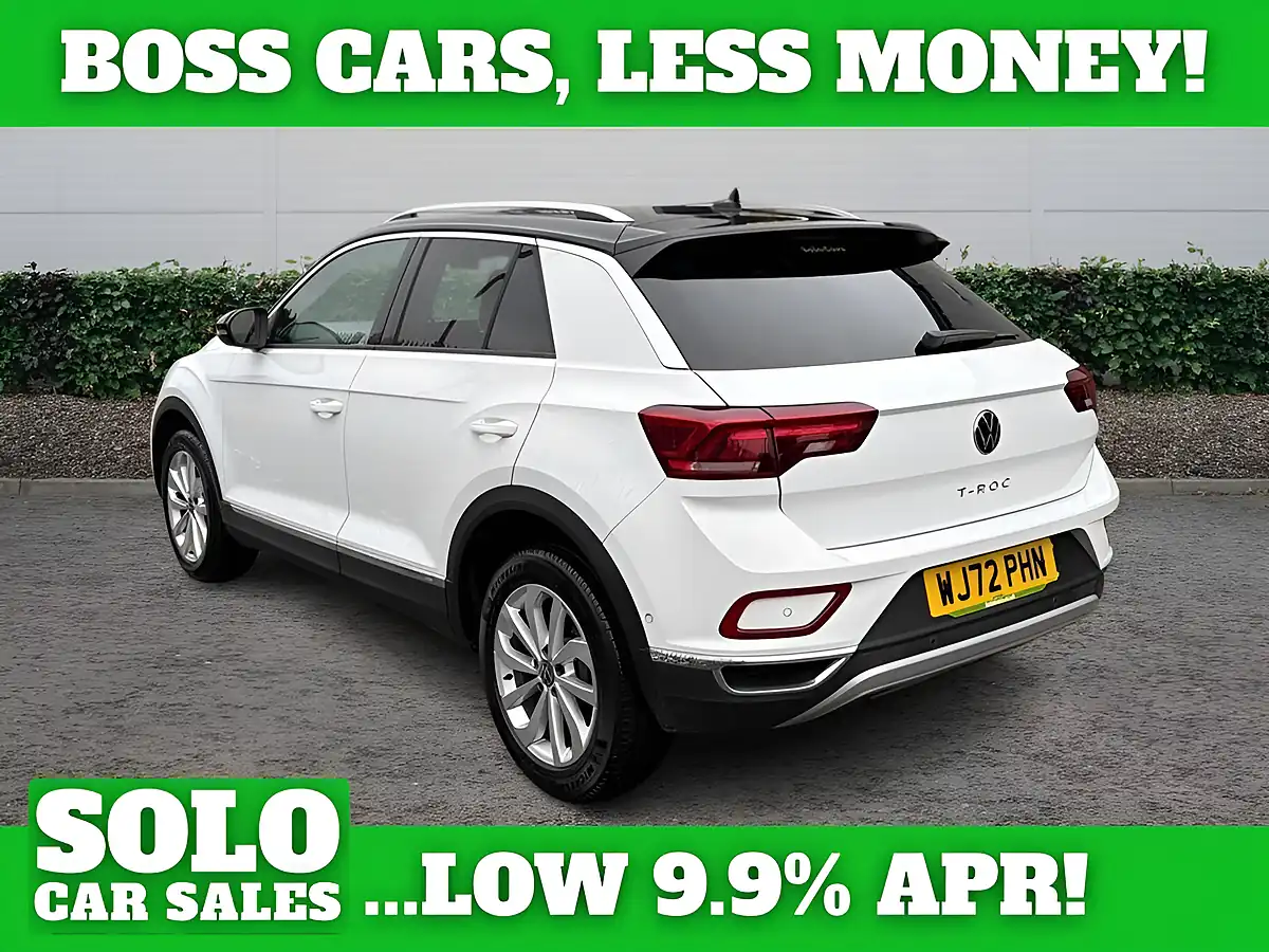 Used 2022 Volkswagen T-Roc Style White - Interior and Exterior details 6