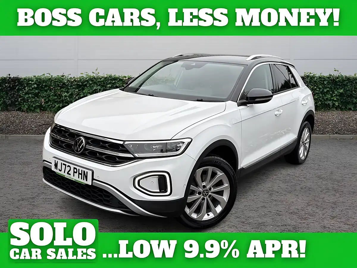 Used 2022 Volkswagen T-Roc Style White - Interior and Exterior details 8