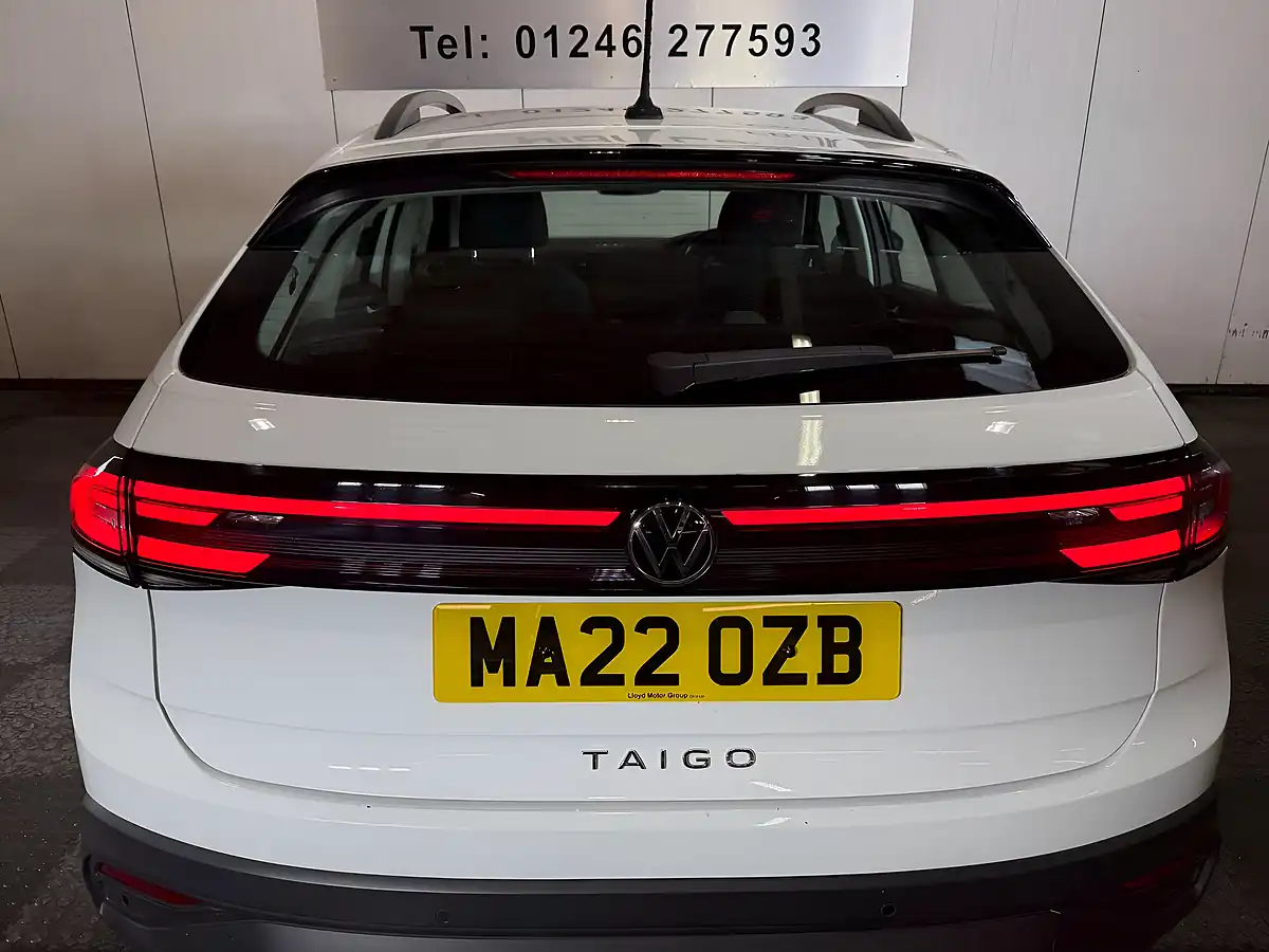 Used 2022 Volkswagen Taigo Life White - Interior and Exterior details 10