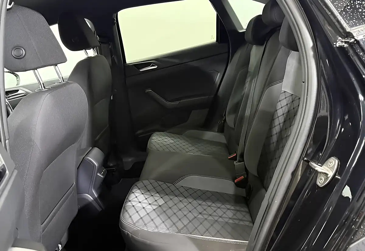 Used 2022 Volkswagen Taigo R-Line Black - Interior and Exterior details 14