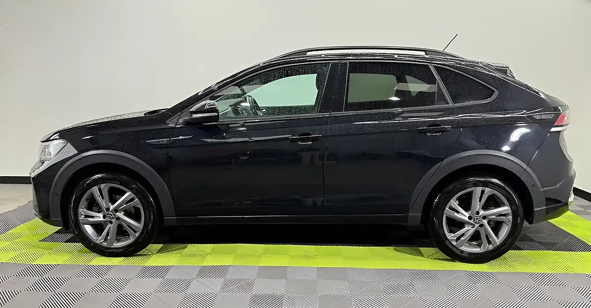 Used 2022 Volkswagen Taigo R-Line Black - Interior and Exterior details 7