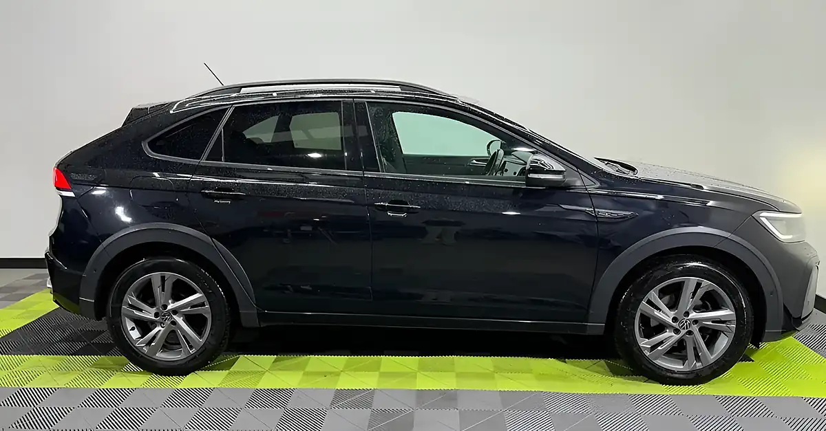 Used 2022 Volkswagen Taigo R-Line Black - Interior and Exterior details 8