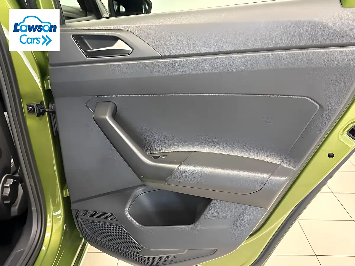 Used 2022 Volkswagen Taigo R-Line Green - Interior and Exterior details 17