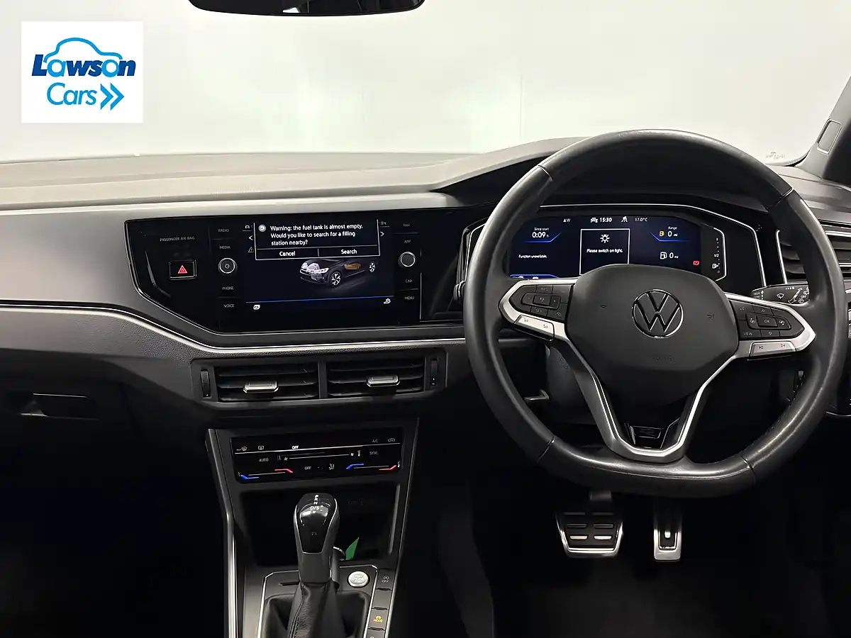 Used 2022 Volkswagen Taigo R-Line Green - Interior and Exterior details 20