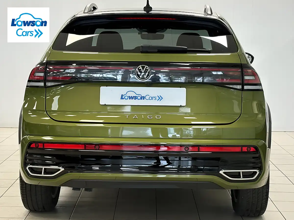 Used 2022 Volkswagen Taigo R-Line Green - Interior and Exterior details 7