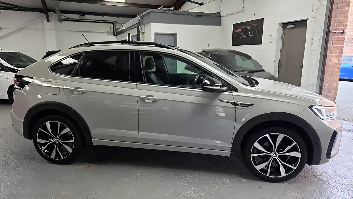 Used 2022 Volkswagen Taigo R-Line Grey - Interior and Exterior details 7