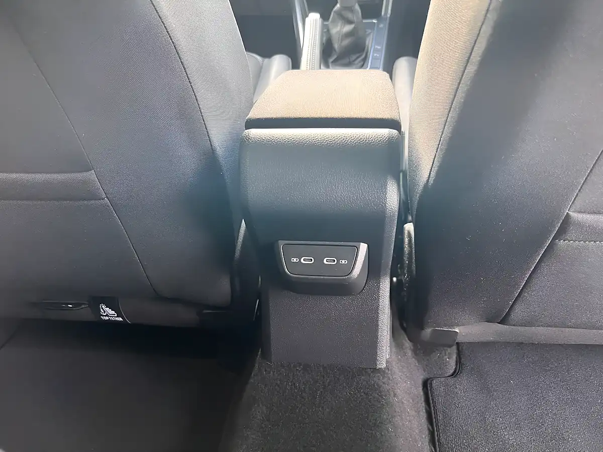 Used 2022 Volkswagen Taigo Style Blue - Interior and Exterior details 17