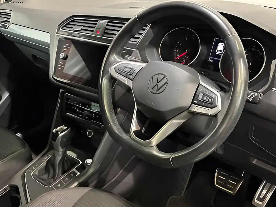Used 2022 Volkswagen Tiguan Active Grey - Interior and Exterior details 3