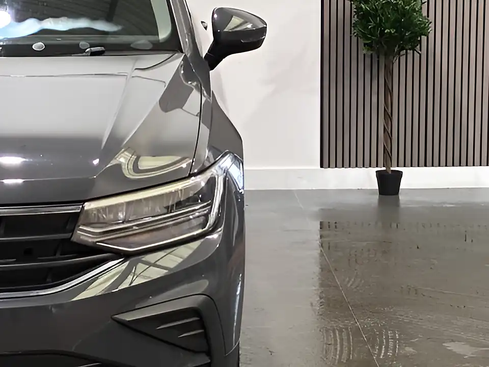 Used 2022 Volkswagen Tiguan Active Grey - Interior and Exterior details 8