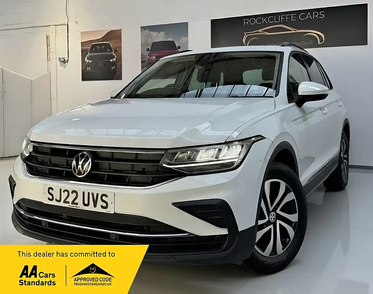 Used 2022 Volkswagen Tiguan Active White - Front View