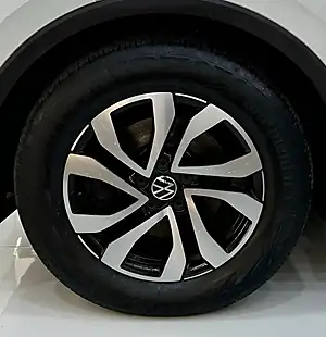 Used 2022 Volkswagen Tiguan Active White - Interior and Exterior details 17
