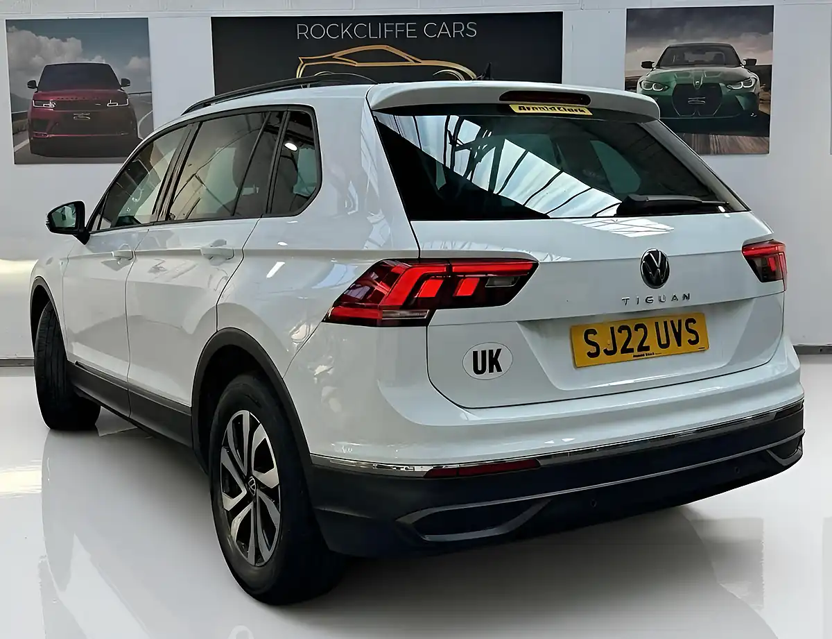 Used 2022 Volkswagen Tiguan Active White - Interior and Exterior details 4
