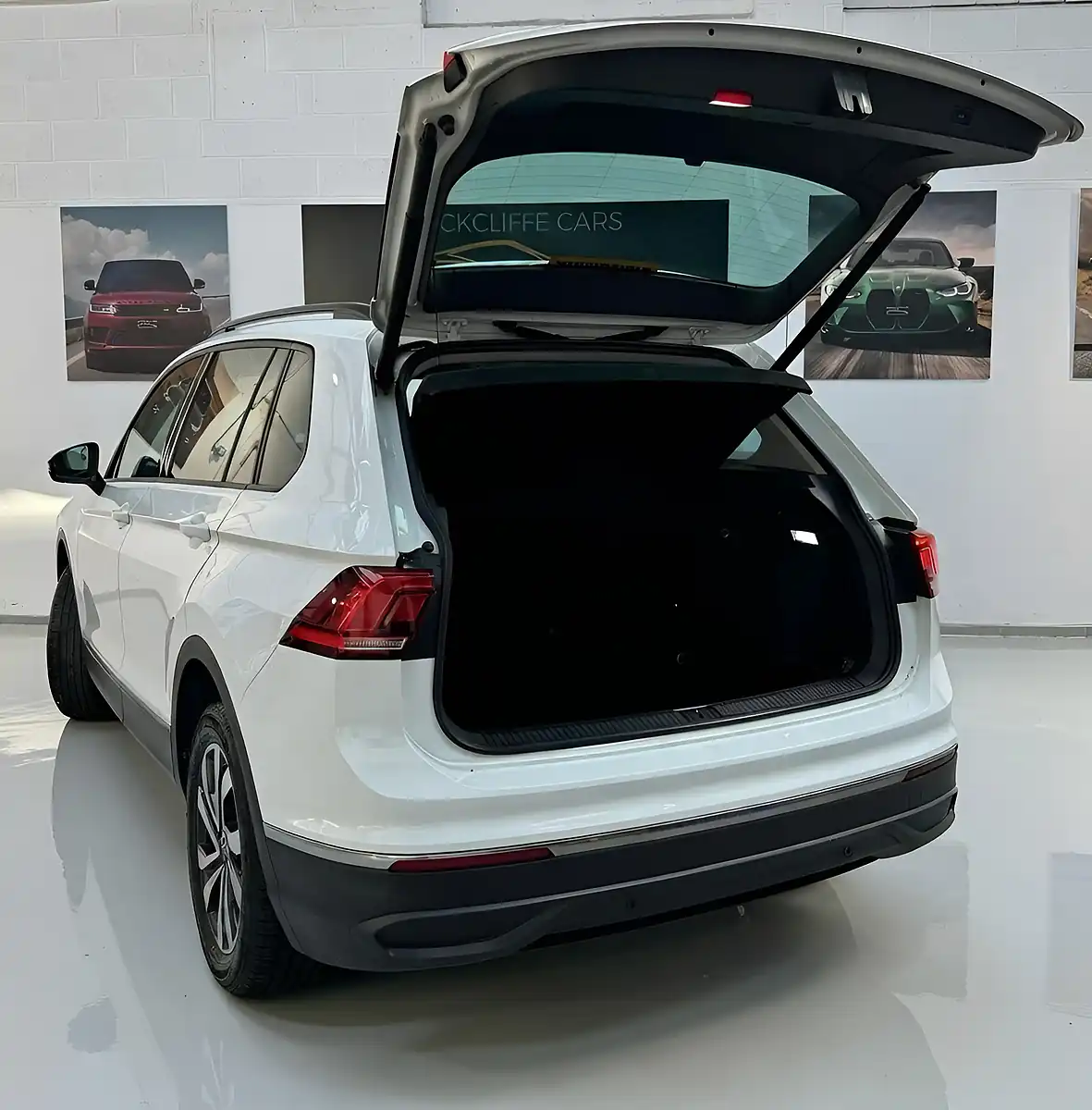 Used 2022 Volkswagen Tiguan Active White - Interior and Exterior details 5