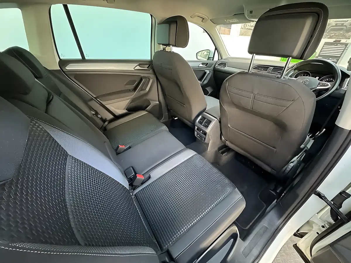 Used 2022 Volkswagen Tiguan Active White - Interior and Exterior details 8