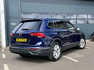 Used 2022 Volkswagen Tiguan Allspace Life Blue - Interior and Exterior details 7
