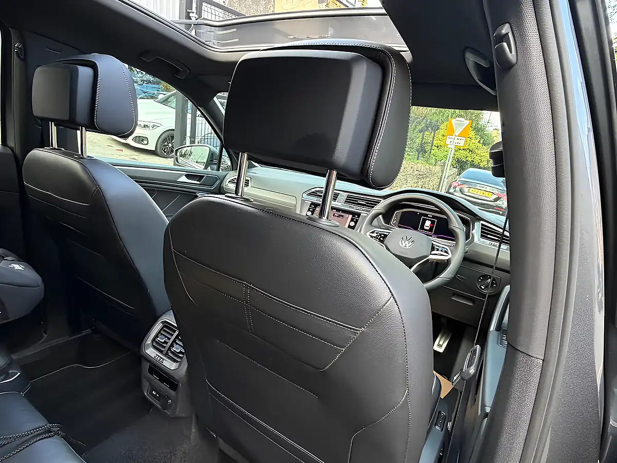 Used 2022 Volkswagen Tiguan Allspace R-Line Grey - Interior and Exterior details 16