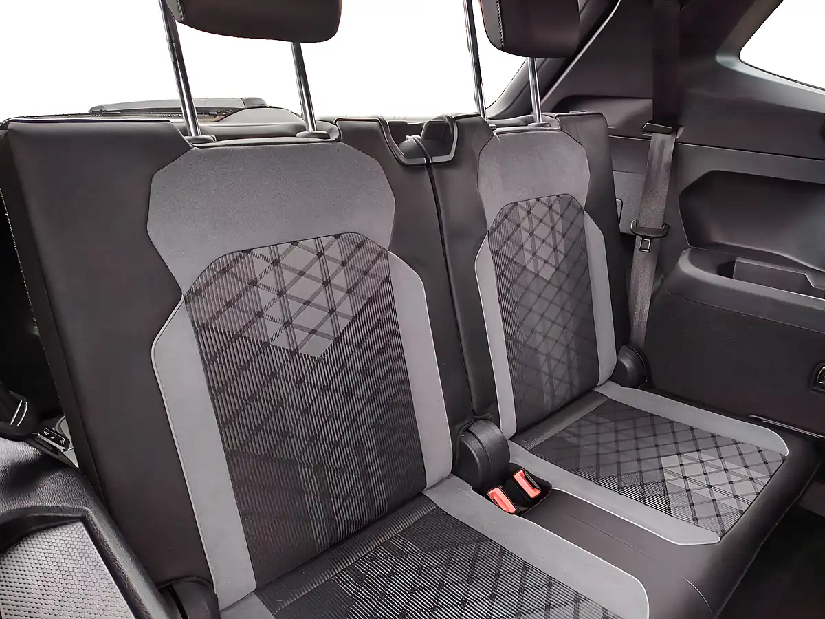 Used 2022 Volkswagen Tiguan Allspace R-Line Grey - Interior and Exterior details 10