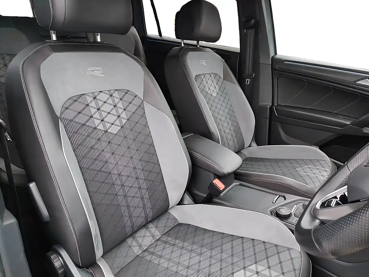 Used 2022 Volkswagen Tiguan Allspace R-Line Grey - Interior and Exterior details 13