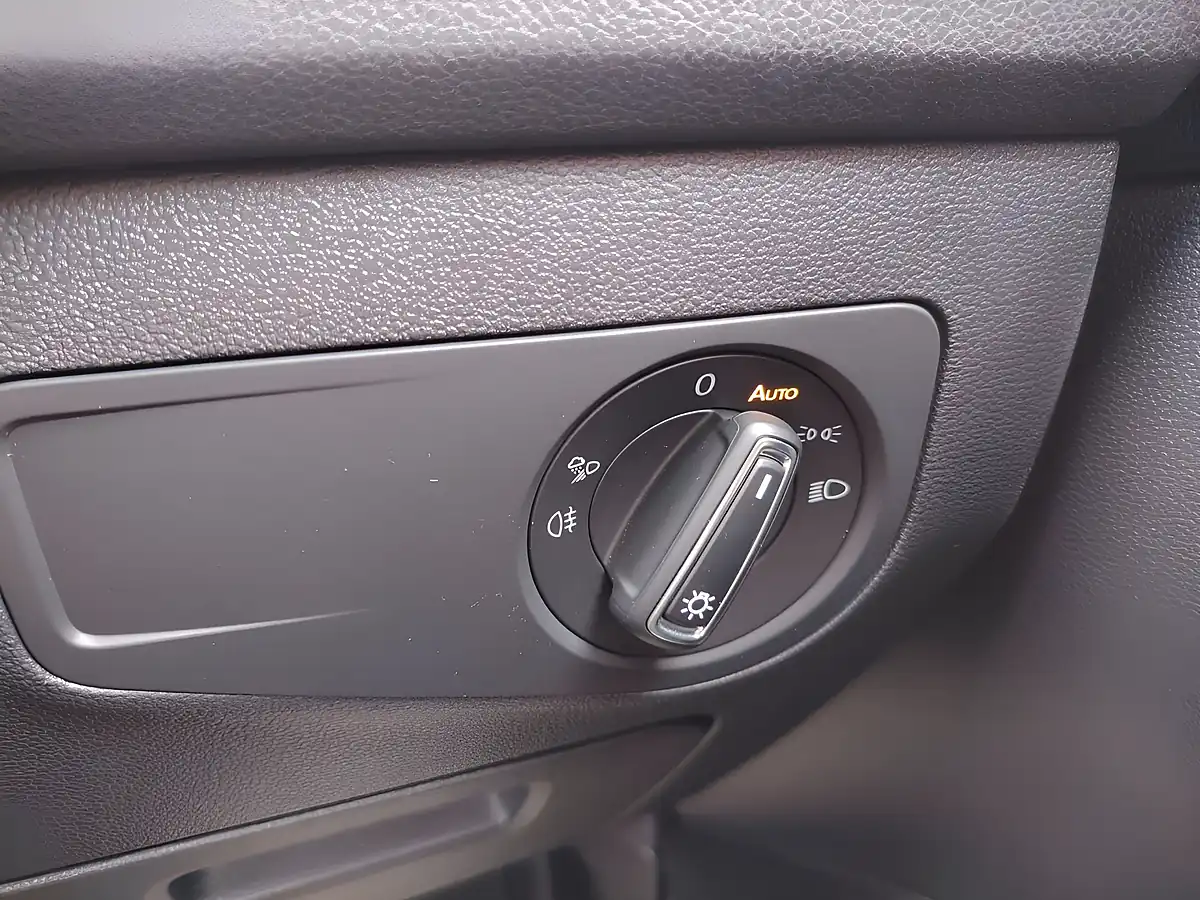 Used 2022 Volkswagen Tiguan Allspace R-Line Grey - Interior and Exterior details 14
