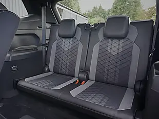 Used 2022 Volkswagen Tiguan Allspace R-Line Silver - Interior and Exterior details 16