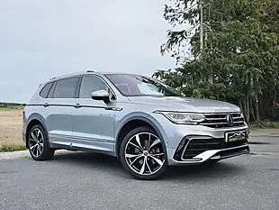 Used 2022 Volkswagen Tiguan Allspace R-Line Silver - Interior and Exterior details 9