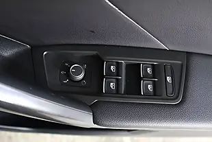 Used 2022 Volkswagen Tiguan Allspace R-Line White - Interior and Exterior details 13