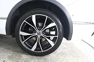 Used 2022 Volkswagen Tiguan Allspace R-Line White - Interior and Exterior details 15