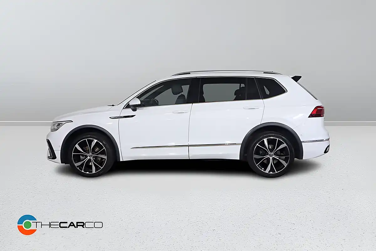 Used 2022 Volkswagen Tiguan Allspace R-Line White - Interior and Exterior details 5