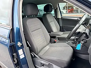 Used 2022 Volkswagen Tiguan Life Blue - Interior and Exterior details 3