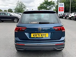 Used 2022 Volkswagen Tiguan Life Blue - Interior and Exterior details 9