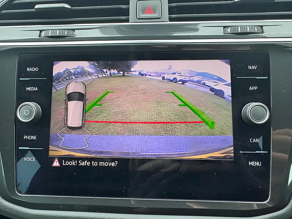 Used 2022 Volkswagen Tiguan Life Grey - Interior and Exterior details 6