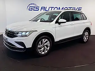 Used 2022 Volkswagen Tiguan Life Pure White - Interior and Exterior details 18