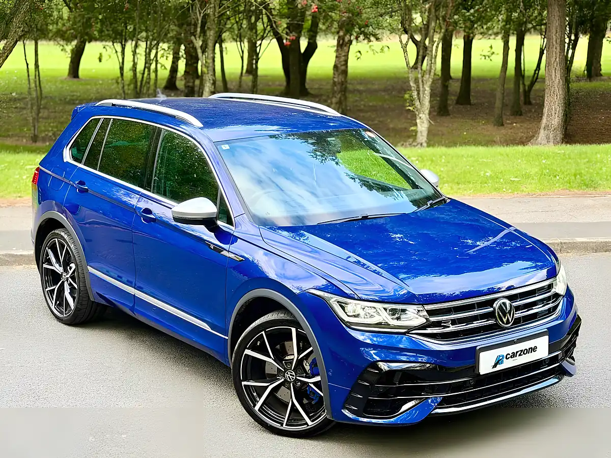 Used 2022 Volkswagen Tiguan R Blue - Front View