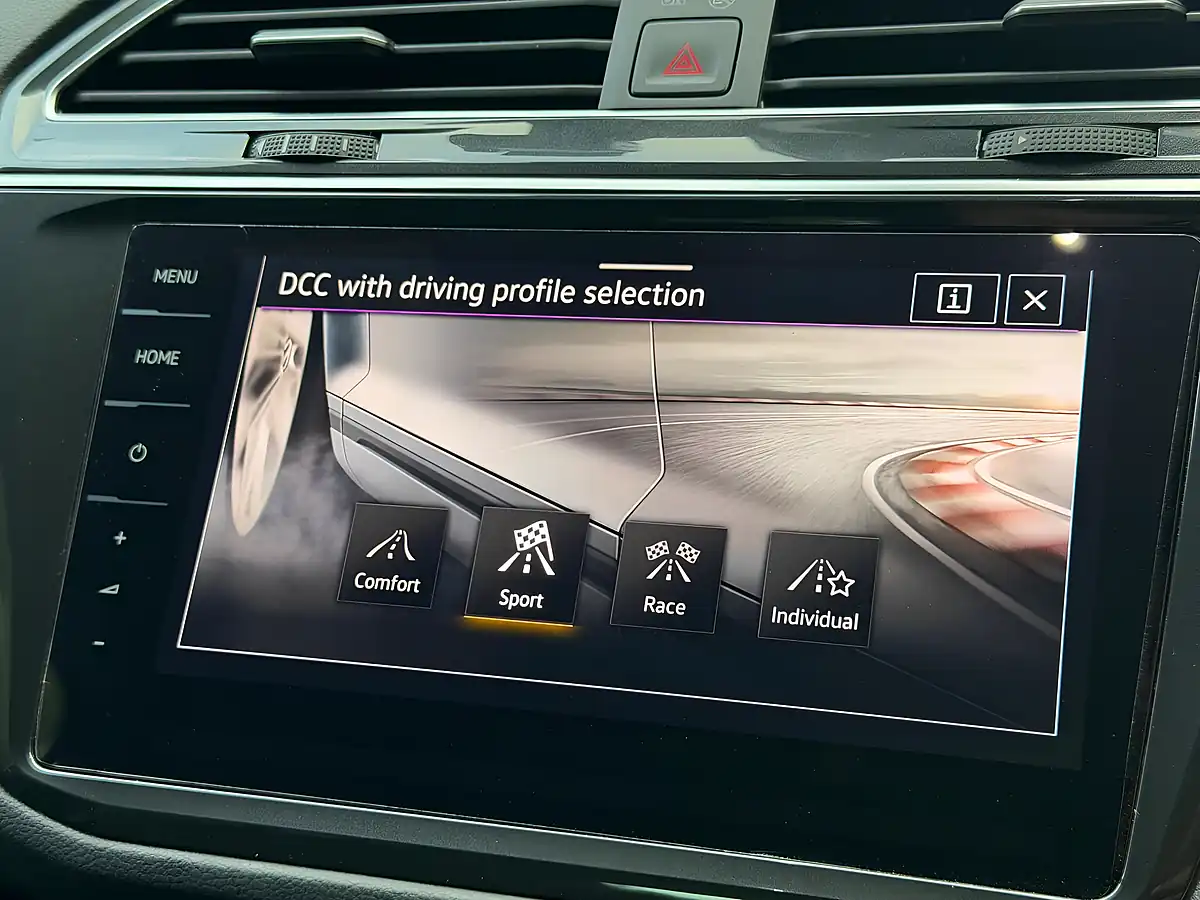 Used 2022 Volkswagen Tiguan R Blue - Interior and Exterior details 13