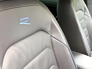 Used 2022 Volkswagen Tiguan R Blue - Interior and Exterior details 15