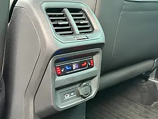 Used 2022 Volkswagen Tiguan R Blue - Interior and Exterior details 18