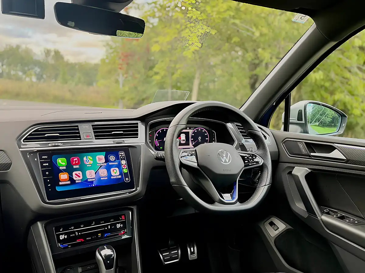 Used 2022 Volkswagen Tiguan R Blue - Interior and Exterior details 19