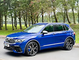 Used 2022 Volkswagen Tiguan R Blue - Interior and Exterior details 8