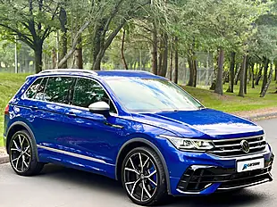 Used 2022 Volkswagen Tiguan R Blue - Interior and Exterior details 9