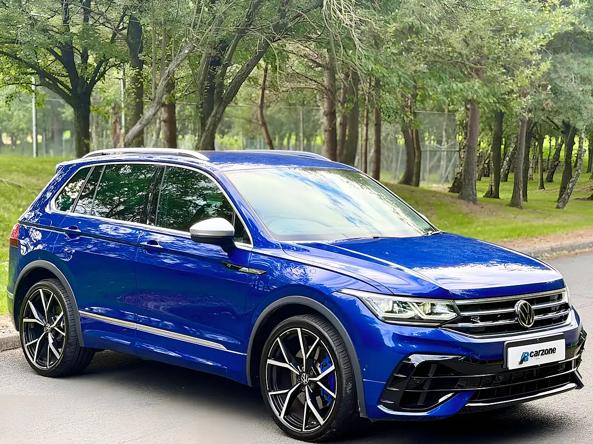 Used 2022 Volkswagen Tiguan R Blue - Interior and Exterior details 9