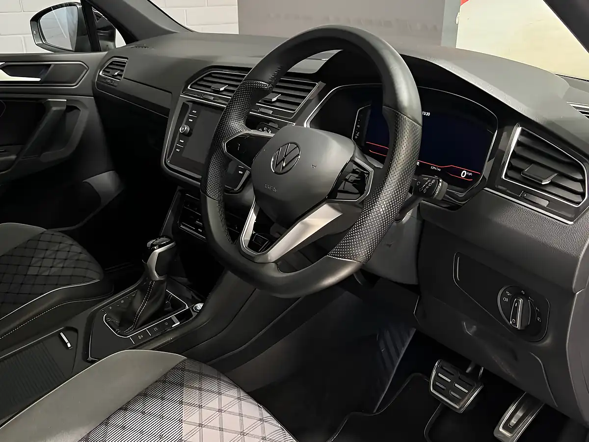 Used 2022 Volkswagen Tiguan R-Line Deep Black - Interior and Exterior details 3