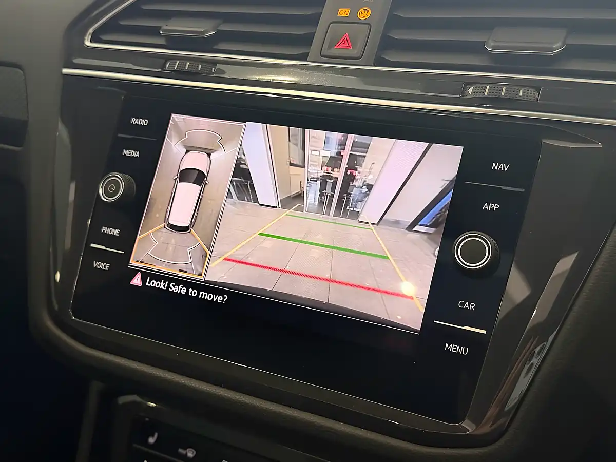 Used 2022 Volkswagen Tiguan R-Line Dolphin Grey - Interior and Exterior details 17