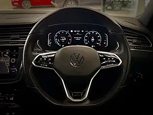 Used 2022 Volkswagen Tiguan R-Line Dolphin Grey - Interior and Exterior details 19