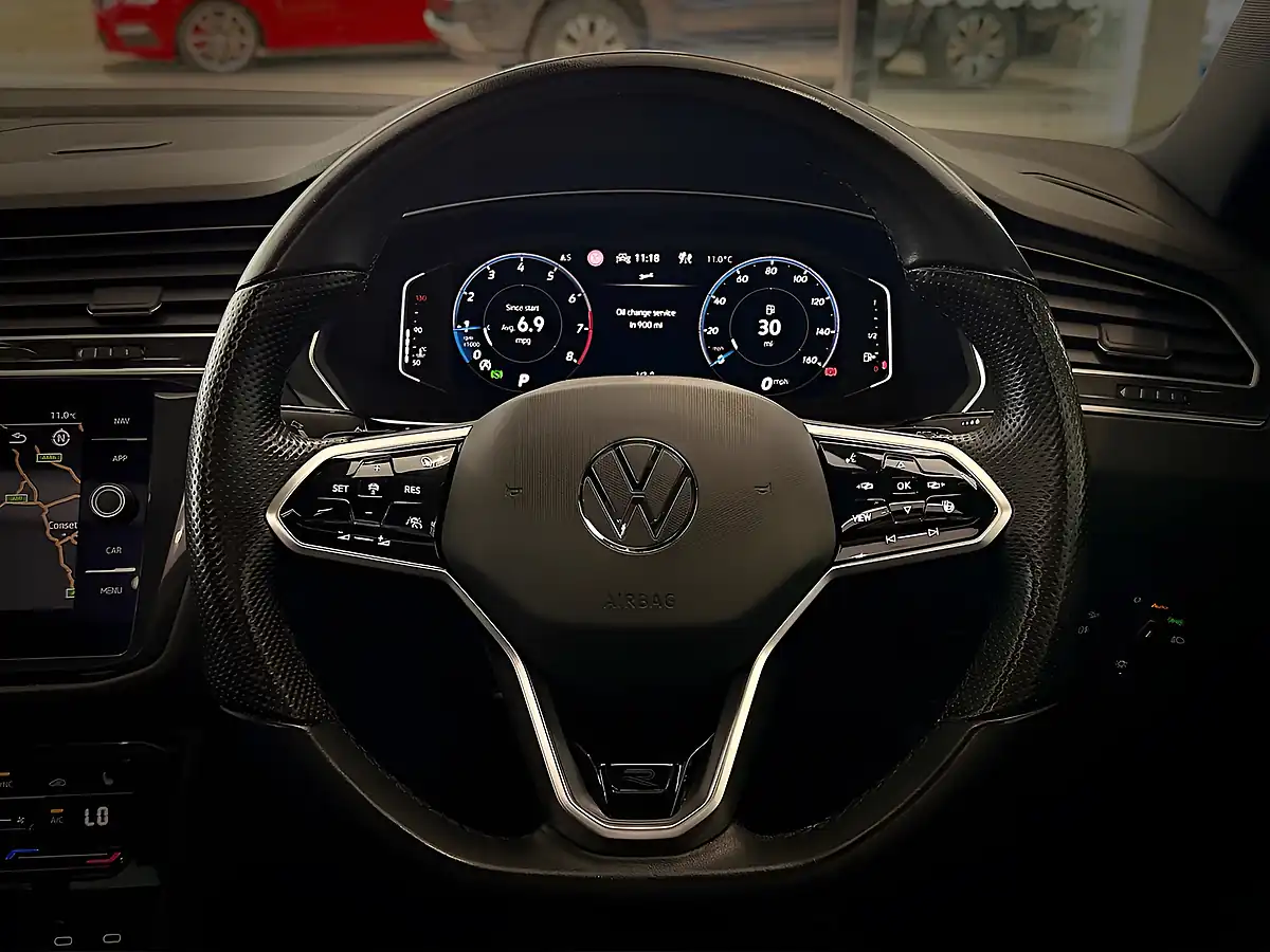 Used 2022 Volkswagen Tiguan R-Line Dolphin Grey - Interior and Exterior details 19